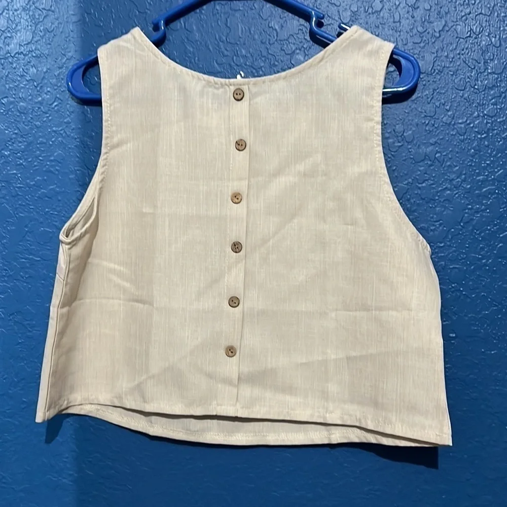 No brand top for women
